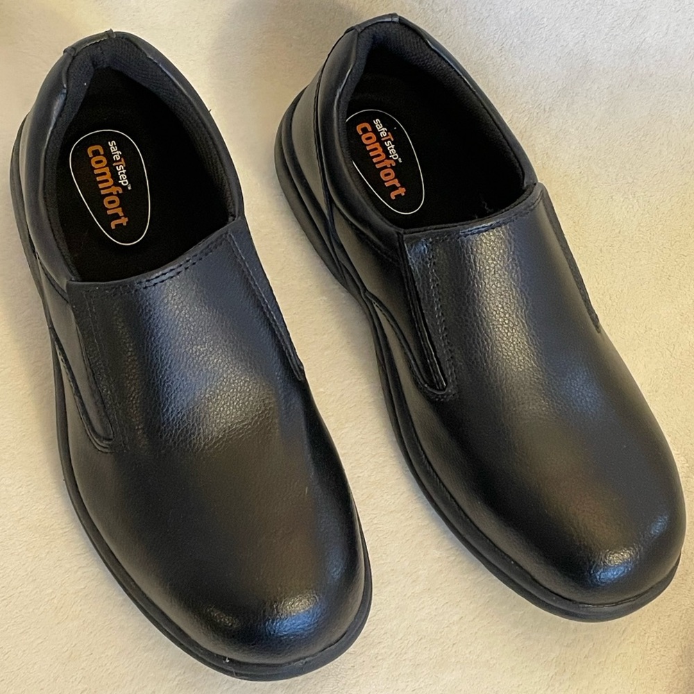 Men’s 8 Wide Safe T Step Shoes NIB